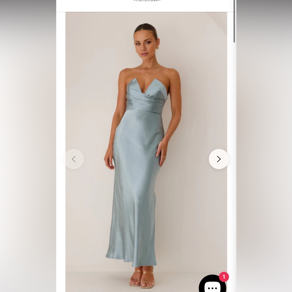 Chic Strapless Satin Dress in Light Blue